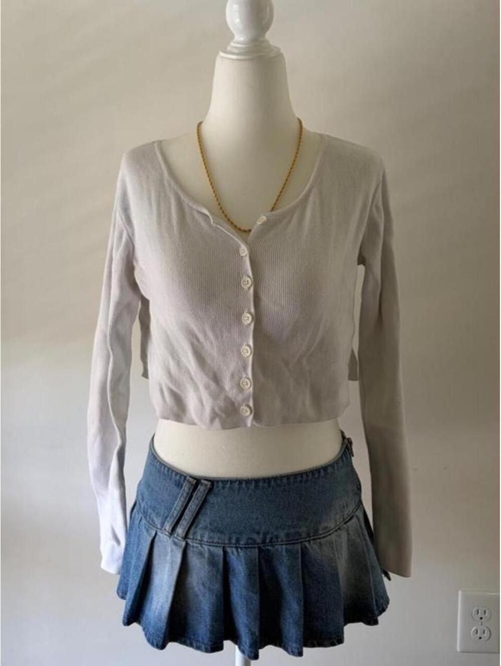 Y2K Soft Girl White Ribbed Button-Up Crop Cardigan Top